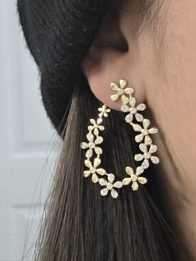 Delicate Gold Floral Hoop Earrings - Women Jewelry